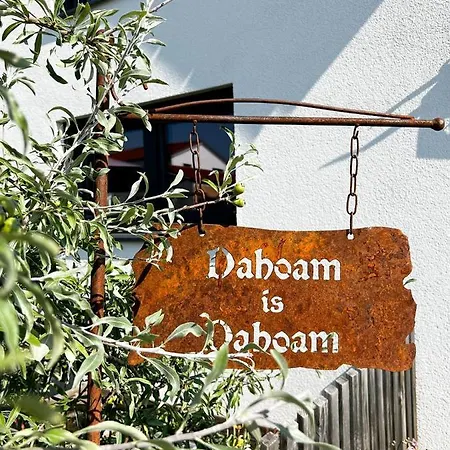 Familientraum Mit Loipe Und Rodelberg Vor Der Ture * Irsee